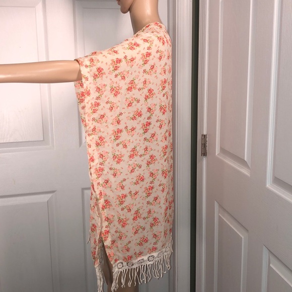 Bobeau Multi-Color Top L - Picture 2 of 6